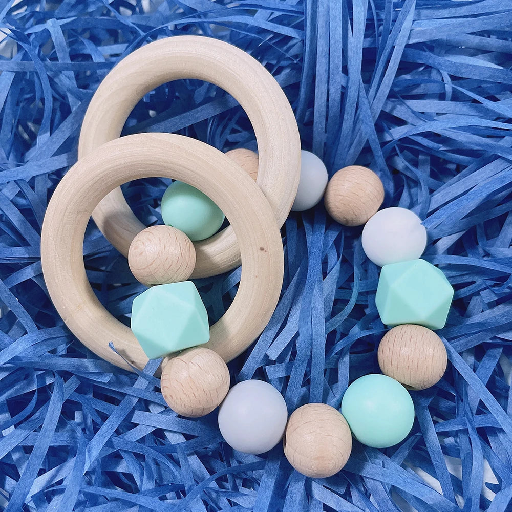 Baby Teether Bracelet Crochet Wood Crafts Engraved Bead Food Grade Silicone Beads Wood Animal Pendant Teething Toys For Rattle