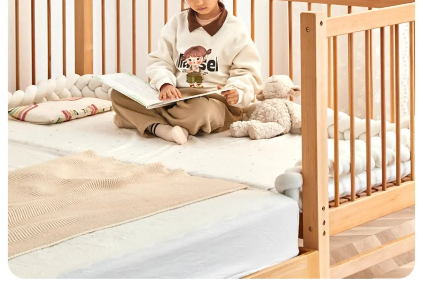 ZZ Stitching Widened Bed Newborn Children's Bed Large Bed for Adults Sleep Warmer Crib