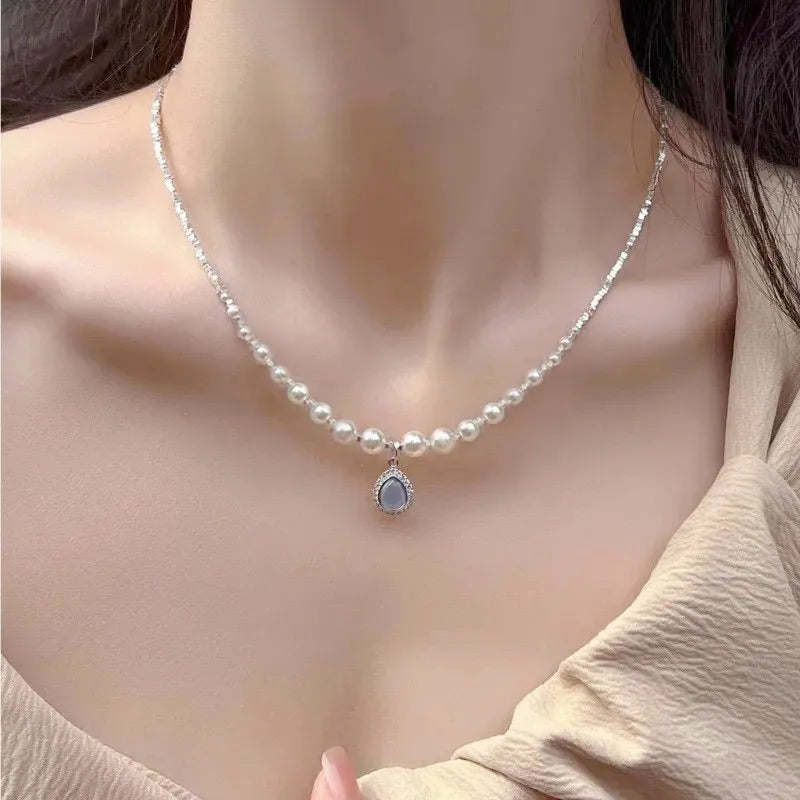 Shiny Pearl Water Droplet Pendant Necklace for Women Exquisite Unique Clavicle Chain Ladies Banquet Jewelry Anniversary Gift