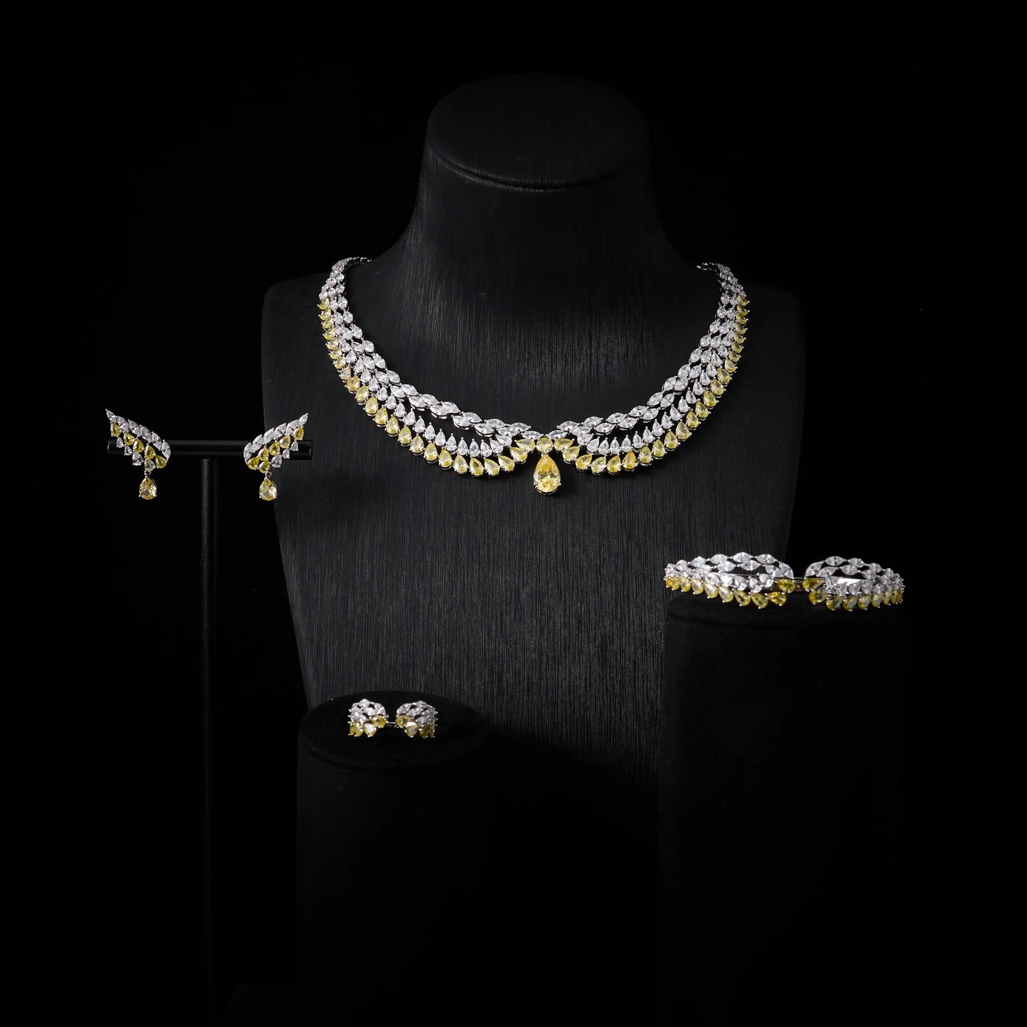 241203 Luxury Bridal Cubic Zirconia Necklace Set for Women Dubai Jewelry Sets Wed Jewelri Wedding & Engagement musulman ens