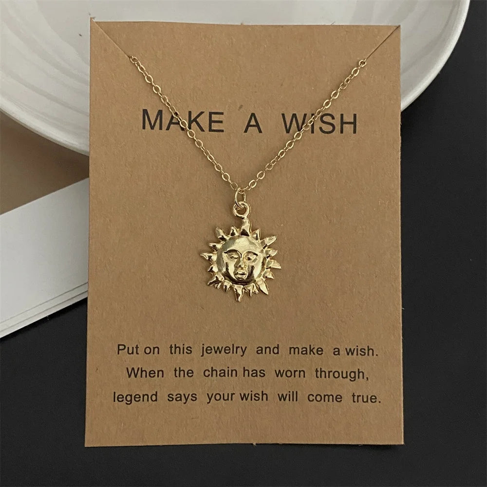 New Fashion Love Heart Pendant Necklace Animial Plam Geometric Trendy Gift Necklace Golden Color Collar Jewelry Wholesale