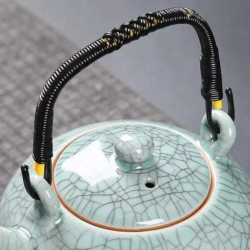 Puer Tea Accessories Vintage Chinese Style Teapot With Lifting Beam 650ml Japanese Tea Pot and Cup Set Heated Kettle Samovar Bar