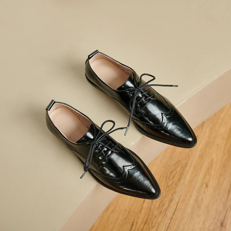 2025 Women's European and American New Spring and Autumn Pointed Leather Lace up Middle Heel Retro Blake Lefu Single Shoes