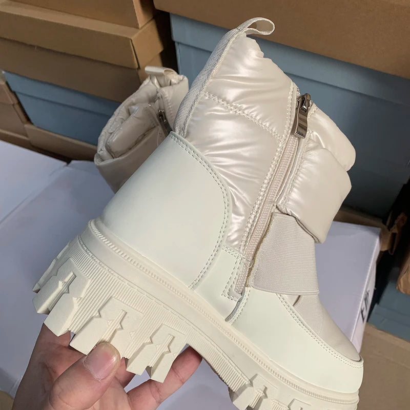 2024 Winter Snow Boots Women Plus Velvet Thickened Cold-resistant Warm Cotton Shoes Waterproof Non-slip Thick Sole