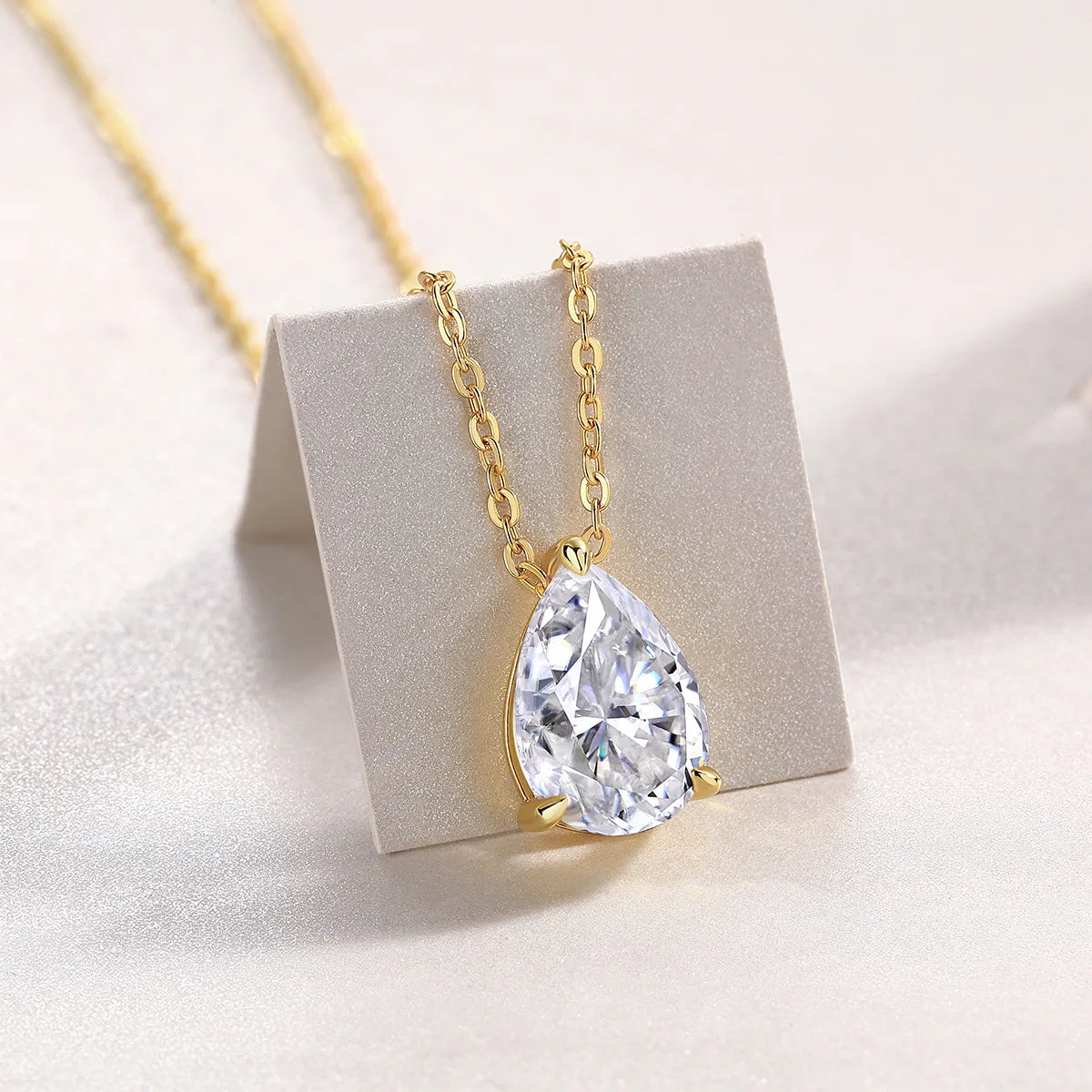 EWYA Solitaire Pear Cut 1-5CT D Color Moissanite Diamond Pendant for Women 925 Silver Plated 18k Rose Gold Chain Necklace GRA
