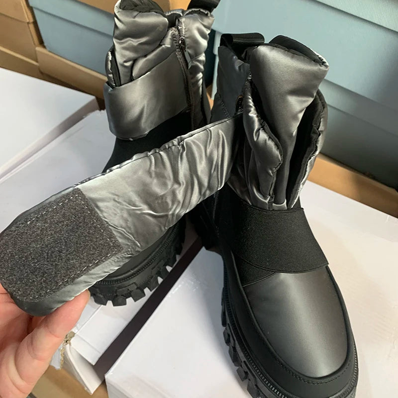 2024 Winter Snow Boots Women Plus Velvet Thickened Cold-resistant Warm Cotton Shoes Waterproof Non-slip Thick Sole