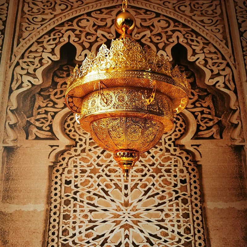 Retro Hollow Carved Pendant Light Hotel Villa Buddha Hall Loft Restaurant Home Decor Gold Ceiling Chandelier Lighting Fixture