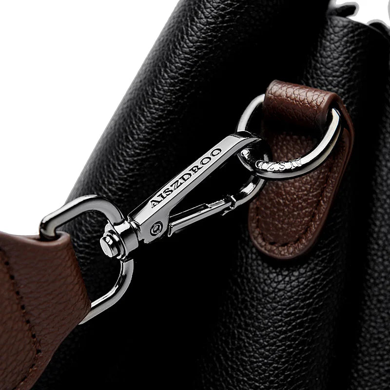 Elegant Women's Handbag Unique Handle Design Featuring a Stylish Pattern Spacious Interior Adjustable Strap Functionality