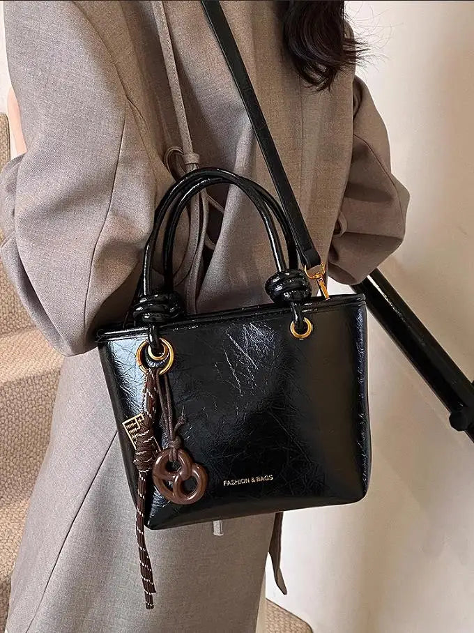 Fashion Top-handle Bags For Women Red Handbag Luxury Brand Designer Shoulder Crossbody Bags With Pendant Bucket Totes Bolsas