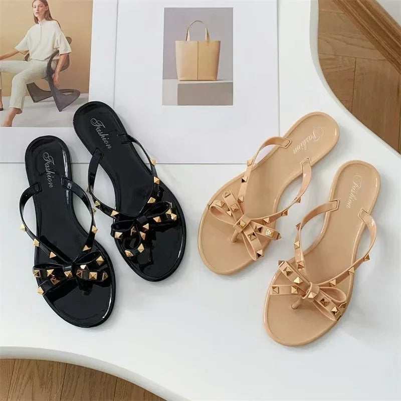 2025 Summer Women Slippers Bow Flip Flops Rivet Flats Sandals Outdoor Transparent Crystal Beach Shoes Female Open Toe Shoes