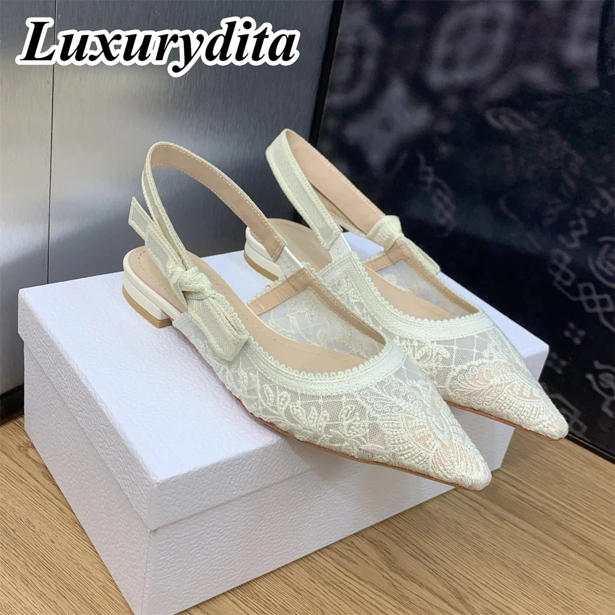 Top Quality Luxury Womens Sandal Casual Lace Flat Fashion Embroidered Muller Shoes Designer Silk Leather Soled High Heel