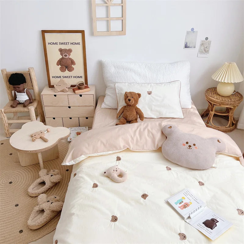3PCS Baby Boys Bedding Set Bear Embroidered Cot Crib Bedding Set Cotton Korean Baby Bedding Duvet Cover+ Sheet+Pillowcase