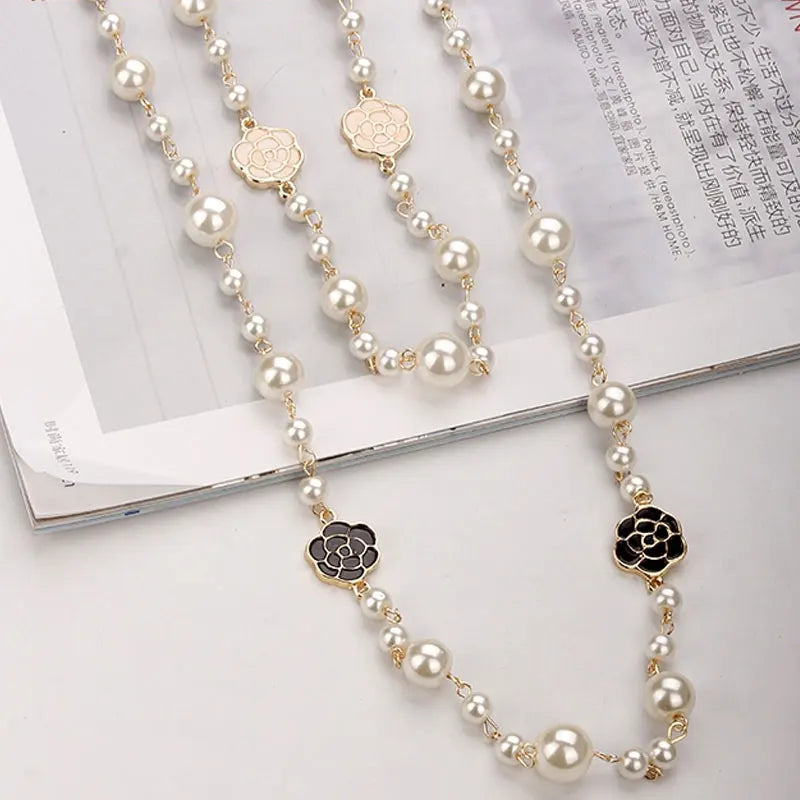 Rose Flower Pearls Long Sweater Necklace Jewelry Camellia Design Wedding Woman Sweater chain Necklace