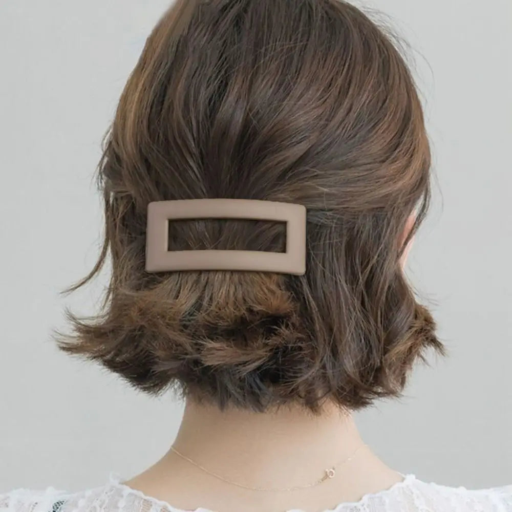 New Korean Matte Spring Hair Clip Claw Elegant Hairgrips Ponytail Holder Barrettes For Women Girls Hairpins Hair Accessories