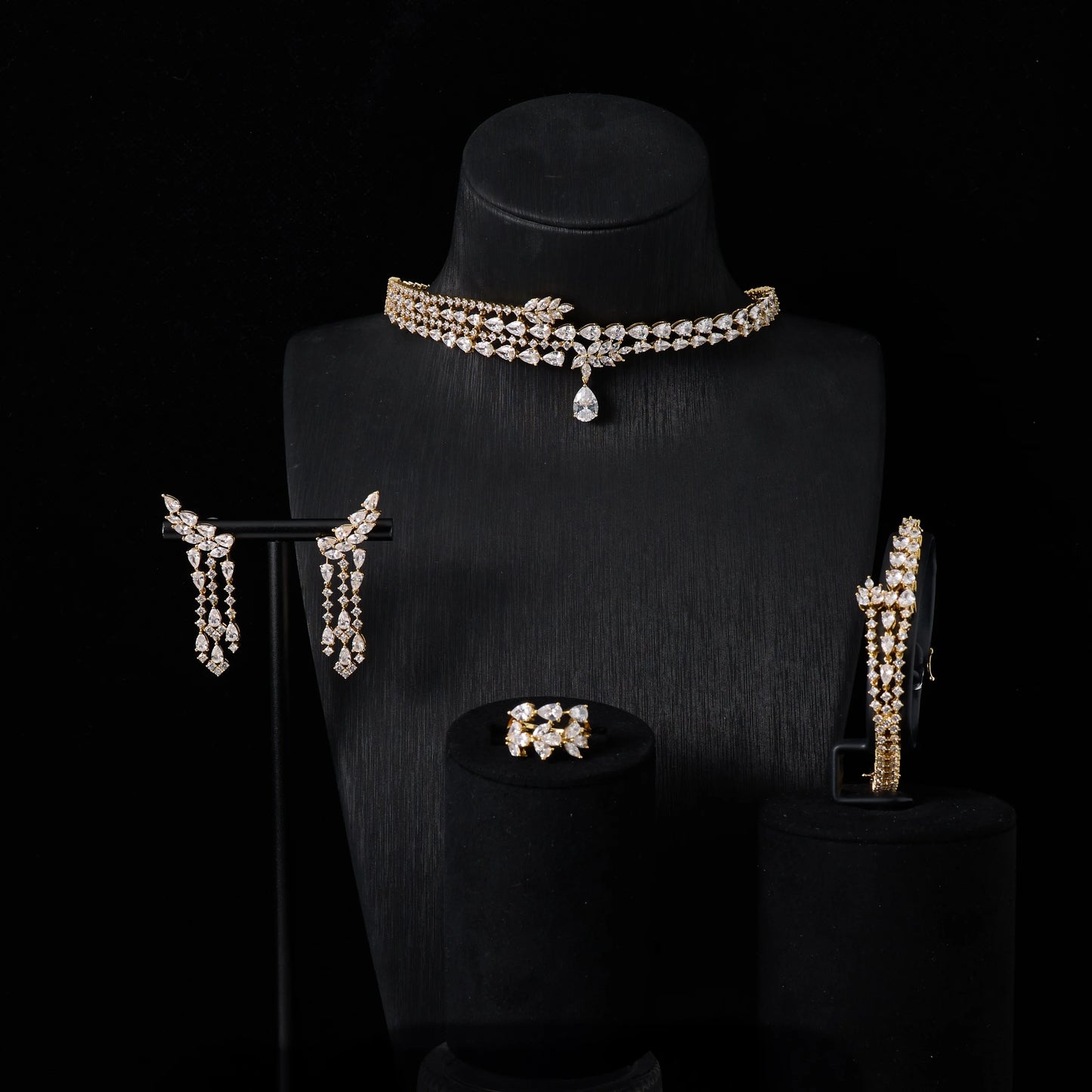 IN JEWELIFE Luxury Choker Neck Necklaces Gift Set for Women Jewelry Sets Unique Color Cubic Zirconia Wedding Accessories