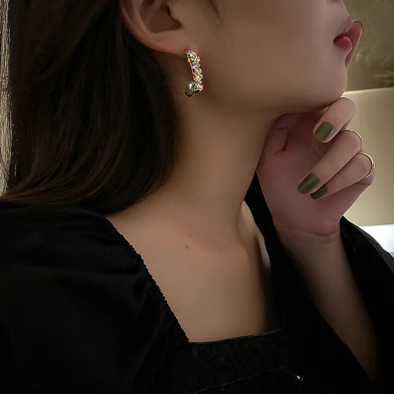 New High-end Atmosphere Decoration Shine Fashion Women Temperament Personality Exaggerated Earring Wedding Jewelry Birthday Gift