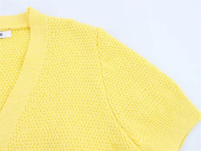 Women's cardigan new summer style for 2025 yellow short-sleeve knitted jacket star button decoration casual fashion - AIAZ