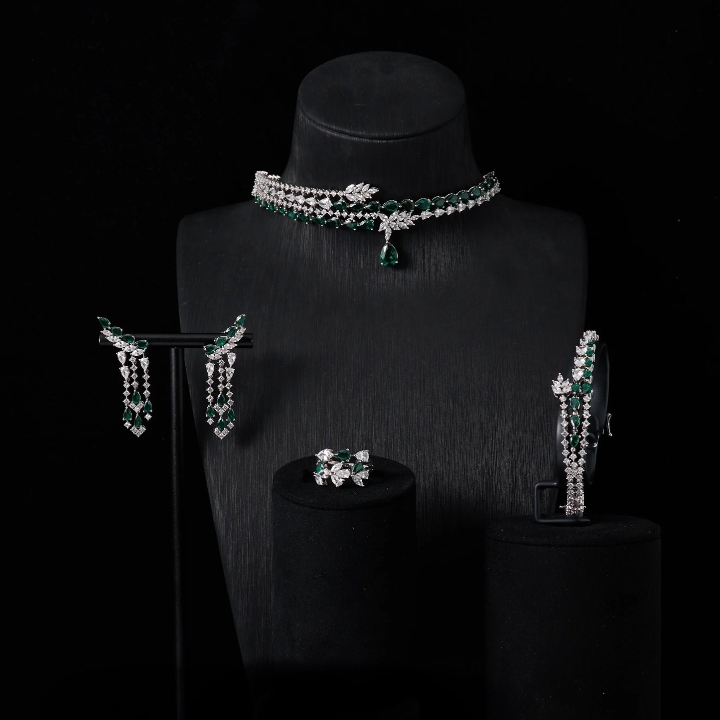 IN JEWELIFE Luxury Choker Neck Necklaces Gift Set for Women Jewelry Sets Unique Color Cubic Zirconia Wedding Accessories