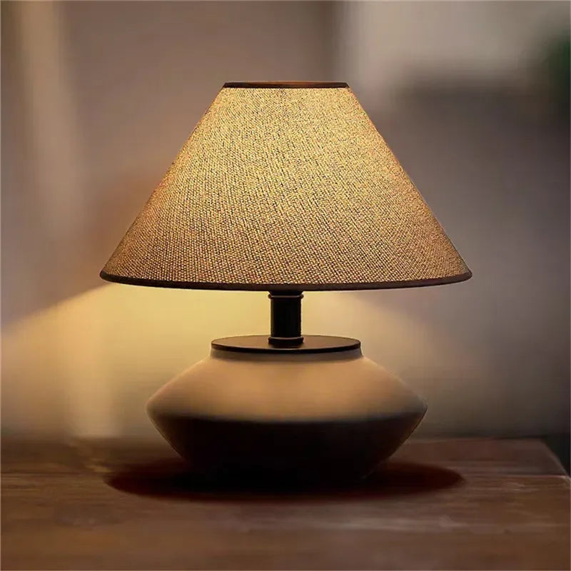 ULANI Contemporary Ceramic Table Lamp American Retro Creativity Living Room Bedroom Study Villa Hotel Homestay Desk Light