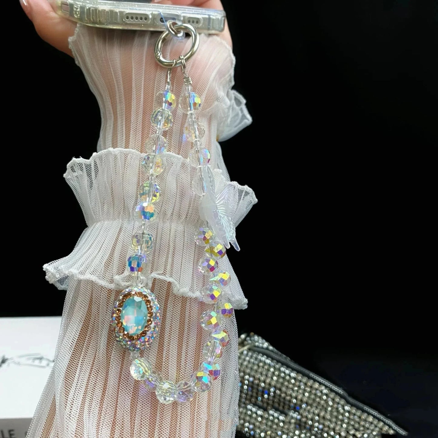 Light Luxury And High-end Phone Chain Three-dimensional Butterfly Crystal Pendant Chain Diamond Beads Keychain Anti-loss rope