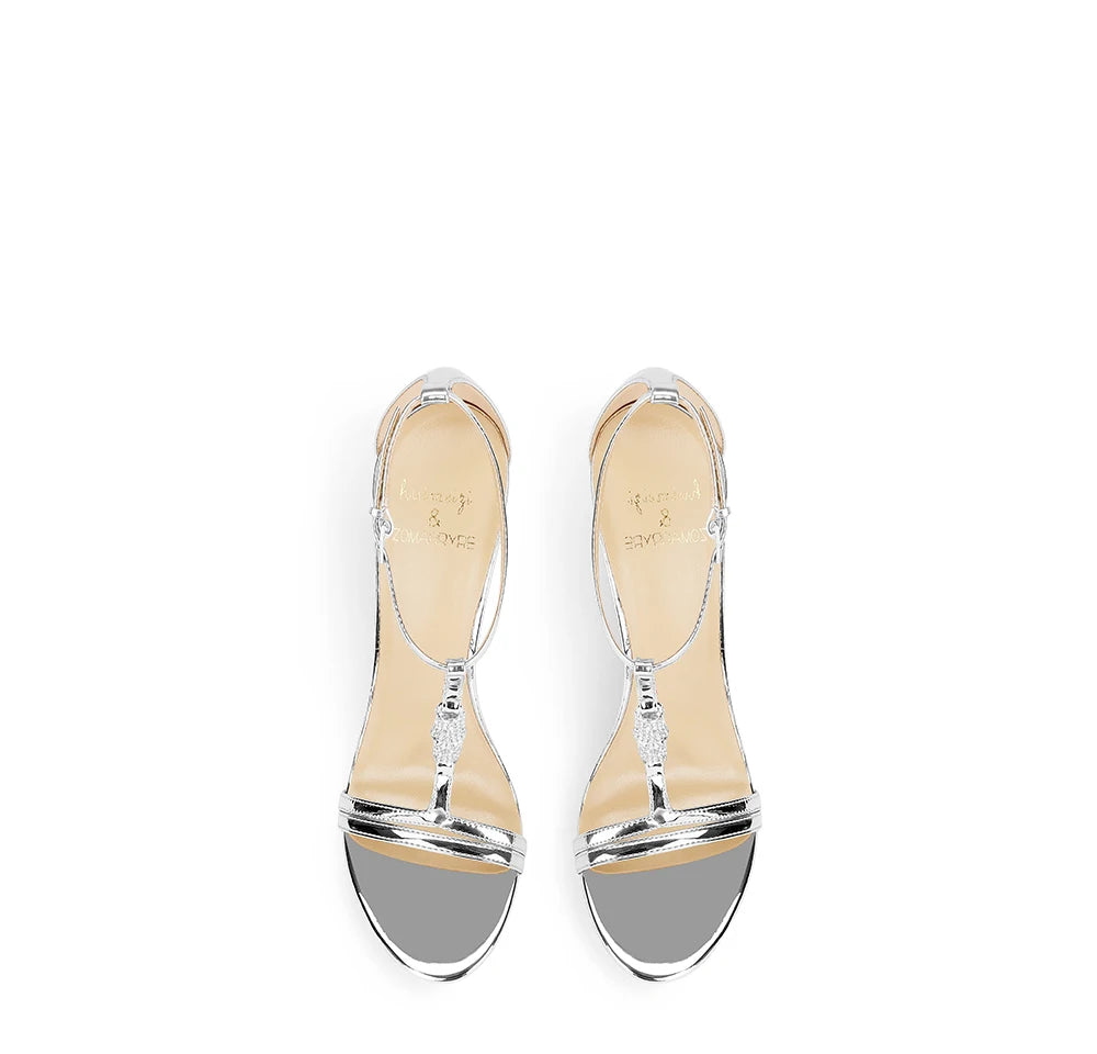 Thin high-heeled sandals summer new rhinestone T-band patent leather shoes banquet large size small size low-heeled women's shoe