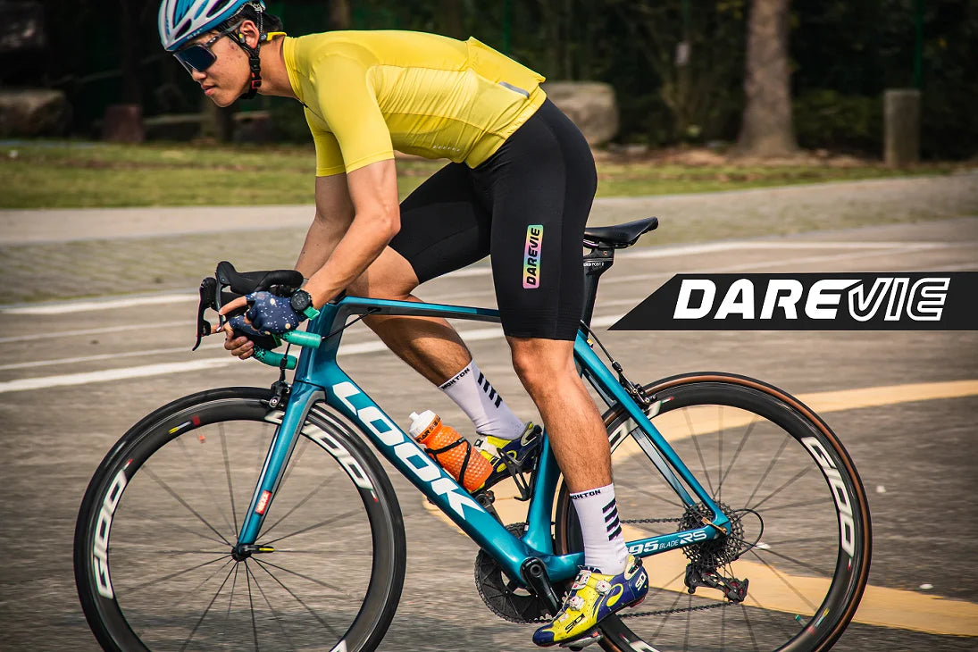 DAREVIE Cycling Bib Shorts Seamless 4.0 Italy ELASTIC-INTERFACE Pad Cycling Shorts Diamond Leg Gripper Men's Bretelelle Shorts