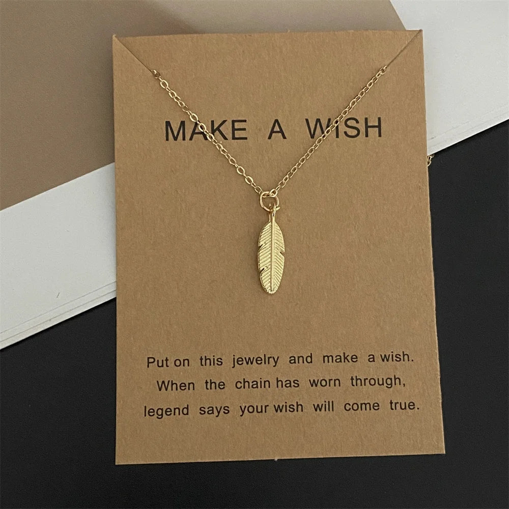 New Fashion Love Heart Pendant Necklace Animial Plam Geometric Trendy Gift Necklace Golden Color Collar Jewelry Wholesale