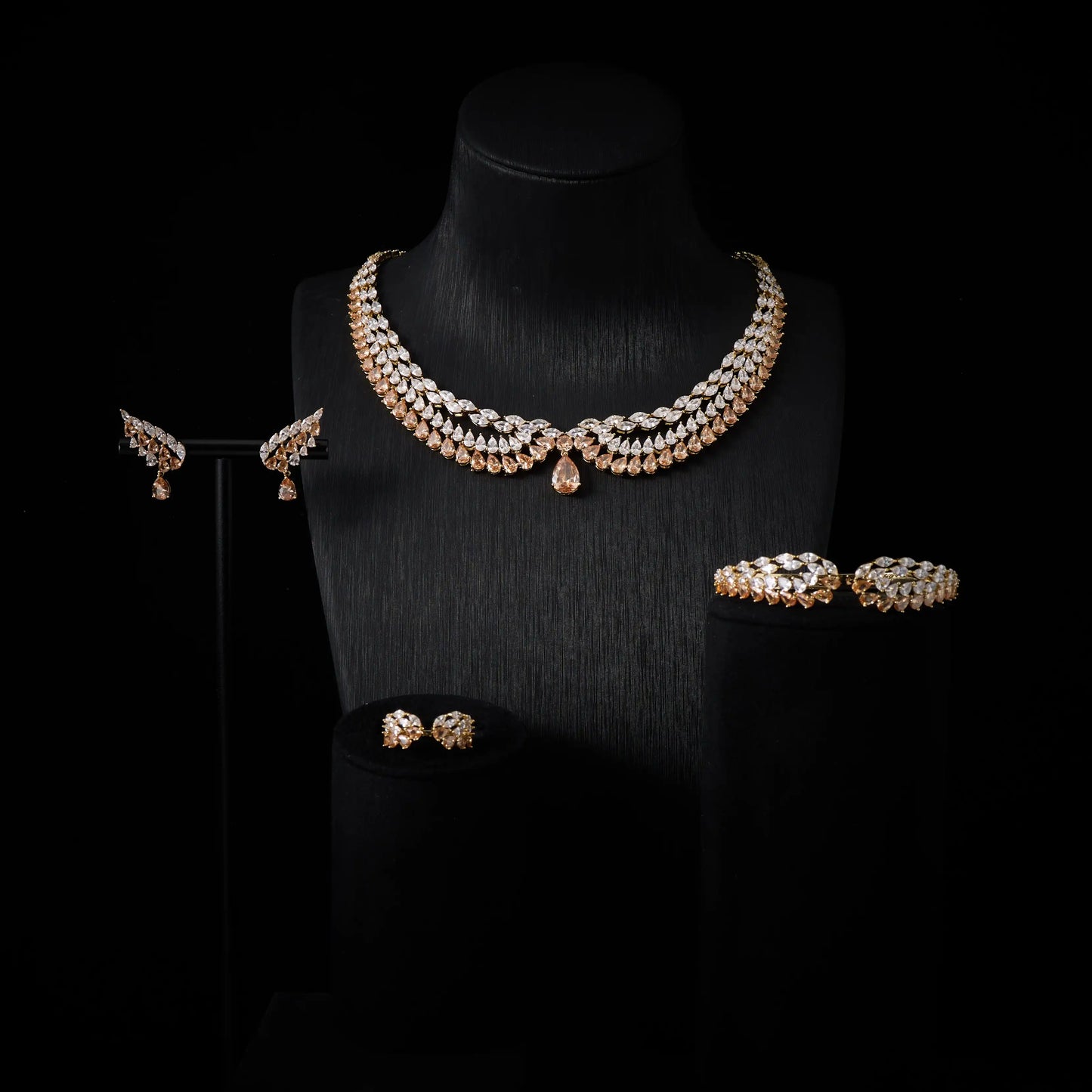 241203 Luxury Bridal Cubic Zirconia Necklace Set for Women Dubai Jewelry Sets  Wed Jewelri Wedding & Engagement musulman ens