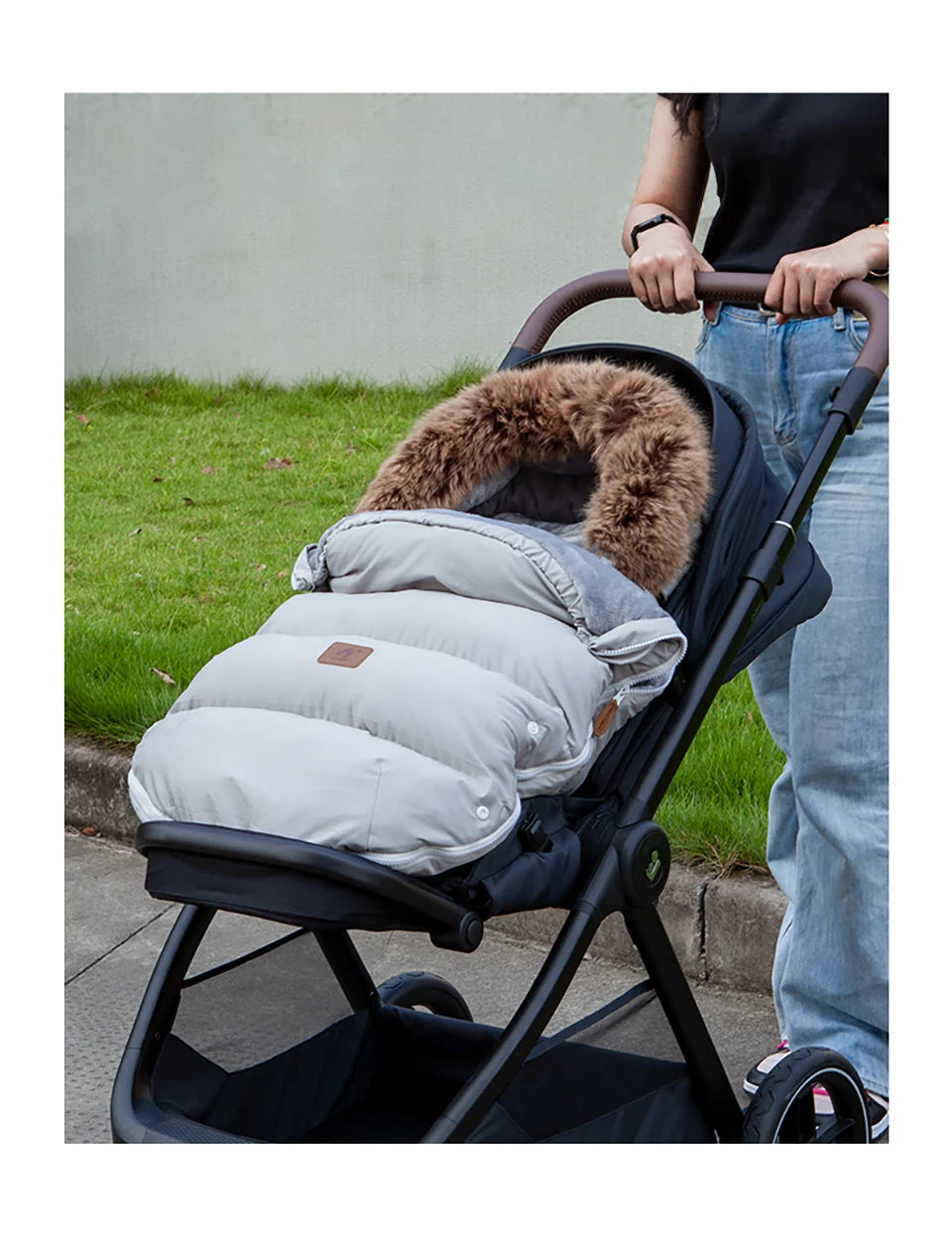 Stroller Footmuff Winter Baby Carriage Bag In Pram Removable Thicker Fur Collar Warm Flannel Newborn Cocoon Baby Envelope
