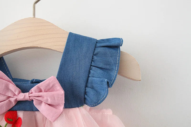 Summer Girl Dress Denim Fly Sleeved Bow Cute Cherry Colored Mesh Princess Dress Suitable for Babies Aged 0-3