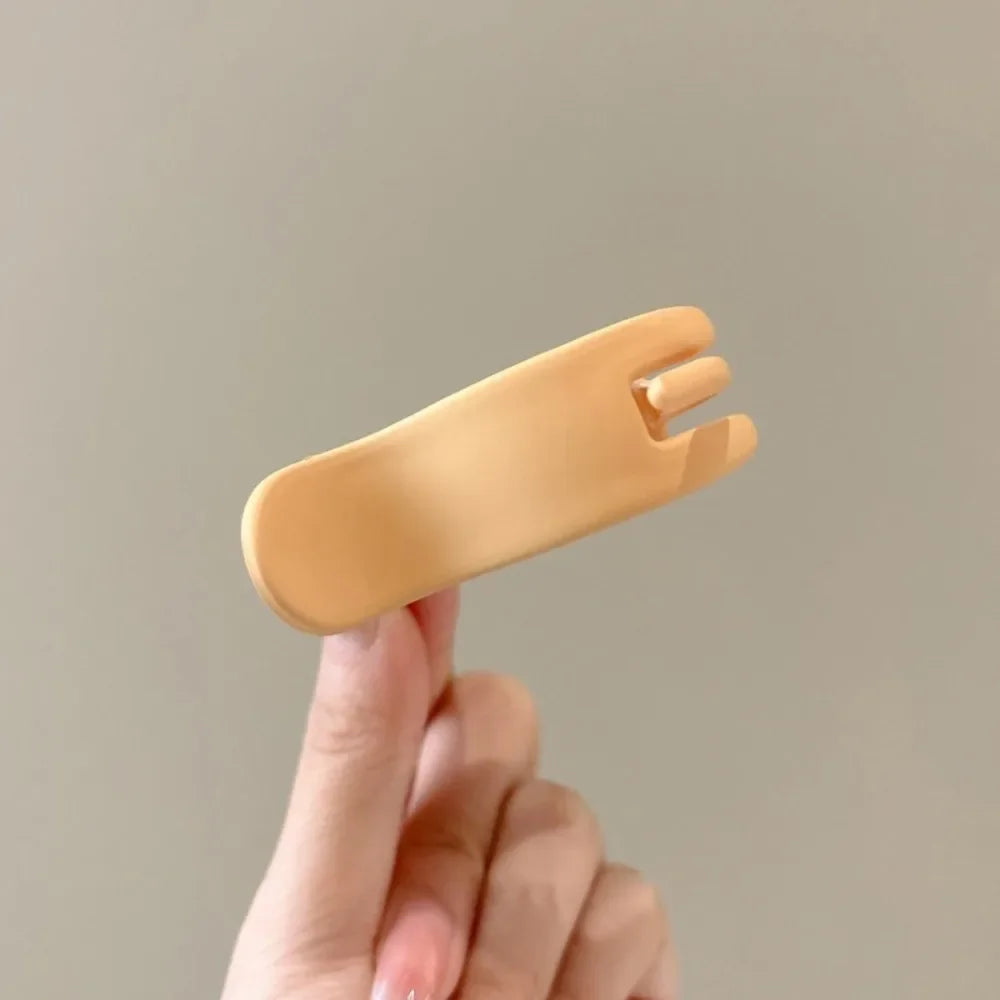 New Korean Matte Spring Hair Clip Claw Elegant Hairgrips Ponytail Holder Barrettes For Women Girls Hairpins Hair Accessories