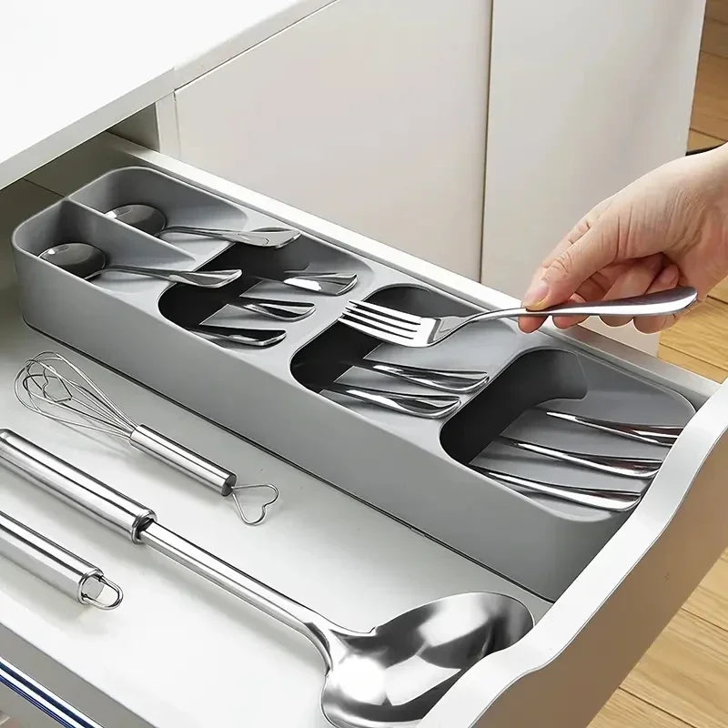 Household Kitchen Drawer Dust-proof Compartments Tableware Organization and Storage Boxes Multi-purpose Cutlery Storage Tray