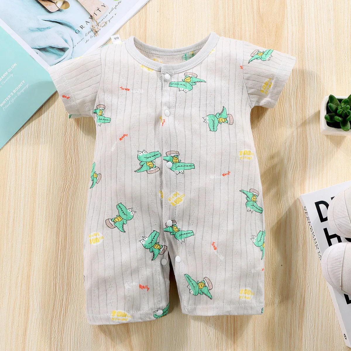 2025 New Baby Onesies Climbing Clothes Pure Cotton Summer Newborn Boys Girls Rompers Short-Sleeved Thin Harness Infant Clothes