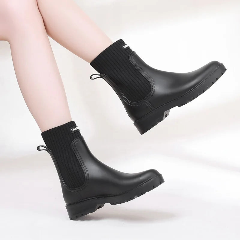 2024 Designer Rain Boots Women's Waterproof Shoes Rainy Ladies Fur Rubber Rainshoes Woman Galoshes Non-slip Pull-on Rain Boots