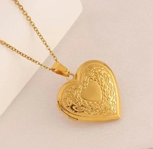 Gold Plated Heart-shaped Pendants Can Openable Frame Love Faith Stainless Steel Embossing Heart Locket Pendant Memorial Necklace