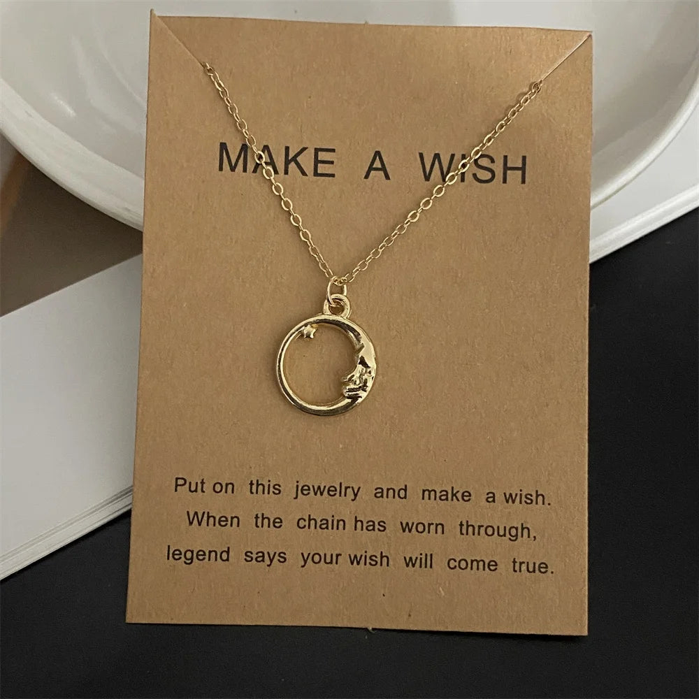 New Fashion Love Heart Pendant Necklace Animial Plam Geometric Trendy Gift Necklace Golden Color Collar Jewelry Wholesale