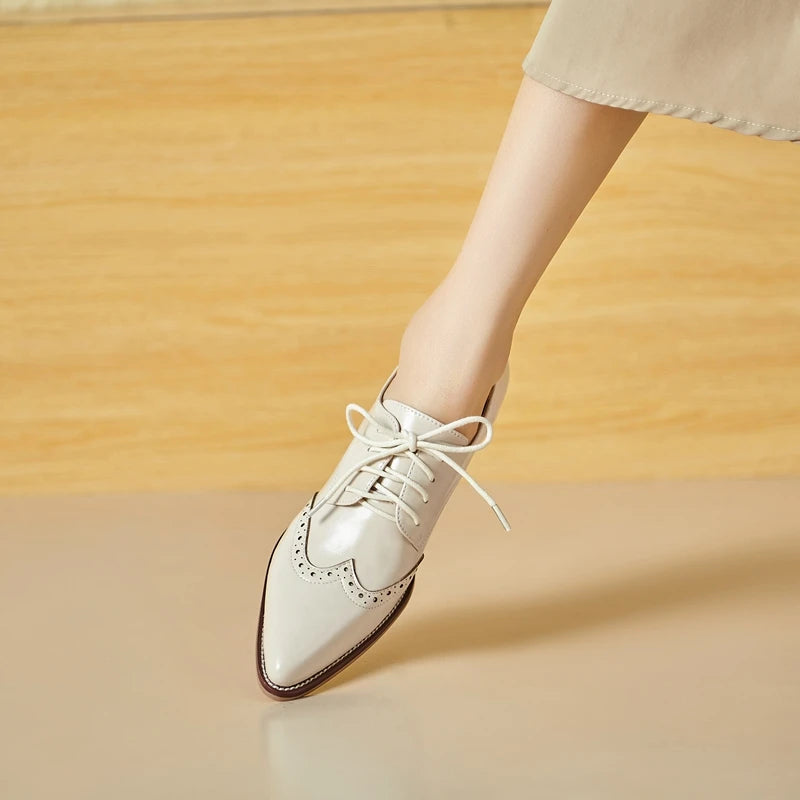 2025 Women's European and American New Spring and Autumn Pointed Leather Lace up Middle Heel Retro Blake Lefu Single Shoes