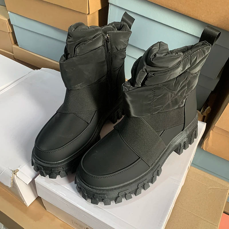 2024 Winter Snow Boots Women Plus Velvet Thickened Cold-resistant Warm Cotton Shoes Waterproof Non-slip Thick Sole