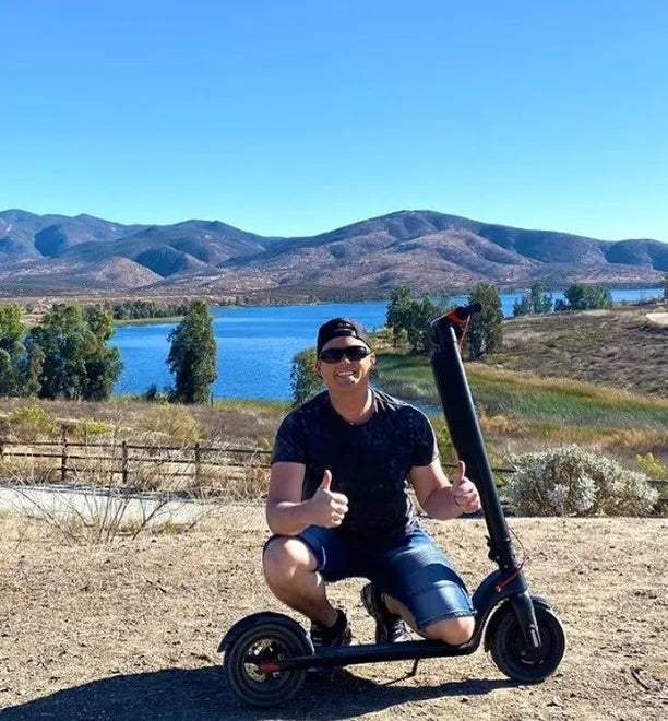 2024 X9 Self-Balancing Electric Scooter 10 Inch Max 40km/h New Design Adult Electric Moped Scooter Sale For USA Canada Warehouse