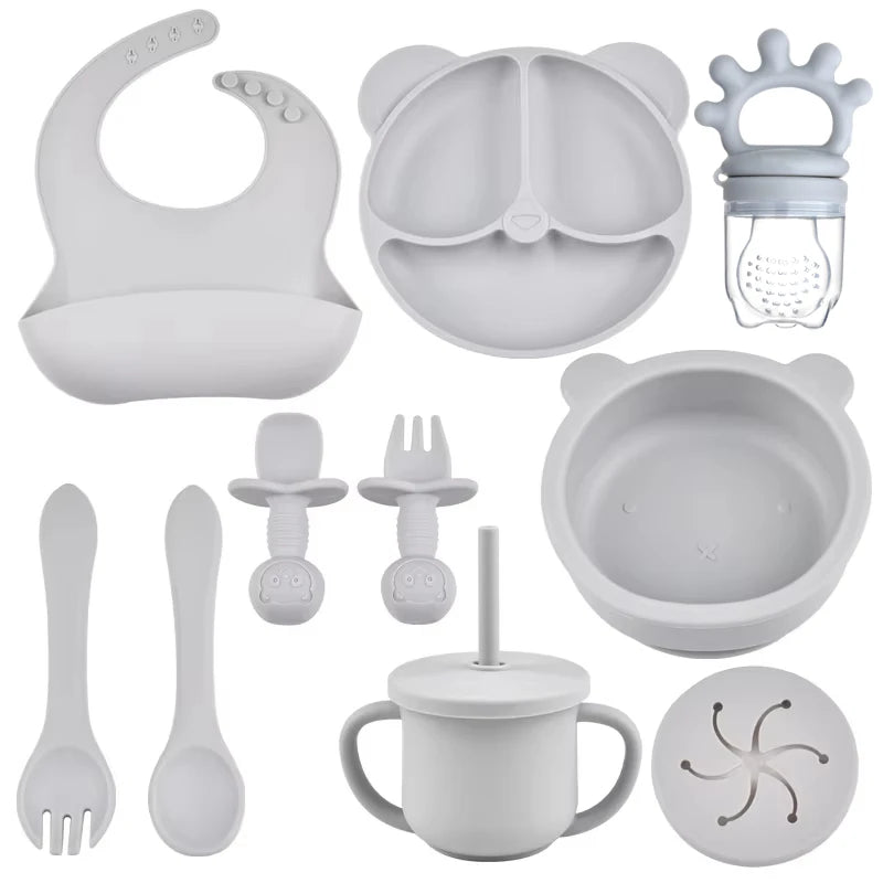 9PCS/Set BPA Free Silicone Baby Feeding Set Sucker Bowl Divided Dinning Plate Straw Cup Spoon Fork Adjustable Bib Child Dishes
