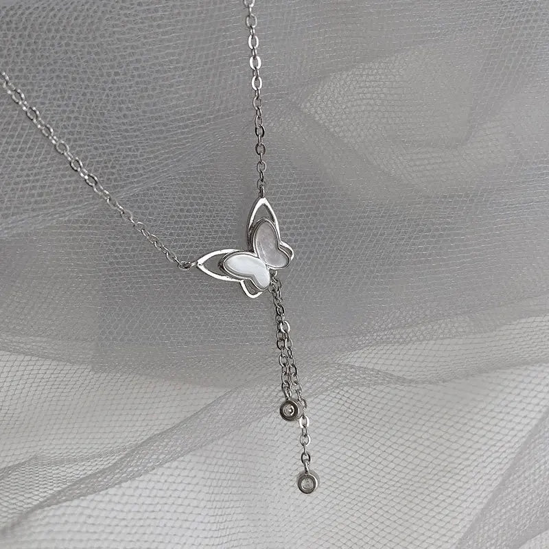 New Elegant Frosted Shell Butterfly Pendant Necklace for Women Minimalism Exquisite Clavicle Chain Charm Jewerly Birthday Gift