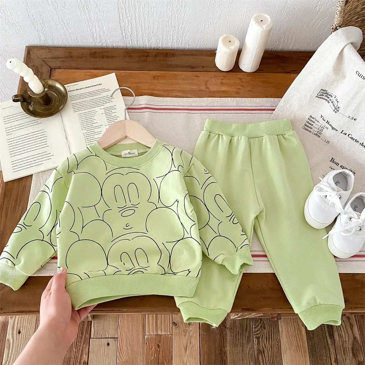 Disney 2024 Mickey Mouse Print Loose Kids Sweatshirt Autumn/winter Cartoon Pullover Fashion Children's Top