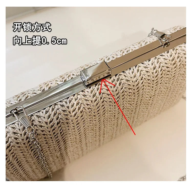 Brand New in 2025 Summer! Women's Woven Handbag. This Fashionable Style Can Be Carried As A Shoulder or Crossbody Bag