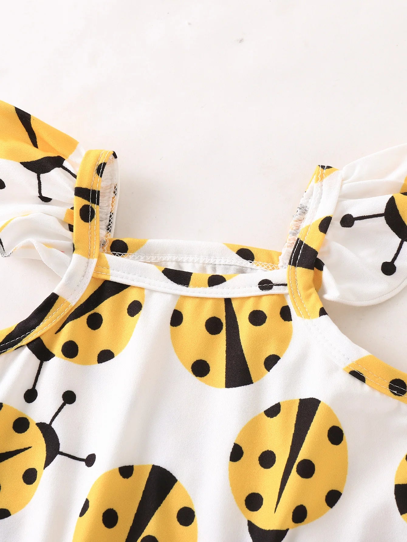 Baby Girl Summer 0-12 Months Outing Cute and Fashionable Yellow Ladybug Print Slim Fit One-Piece Swimsuit