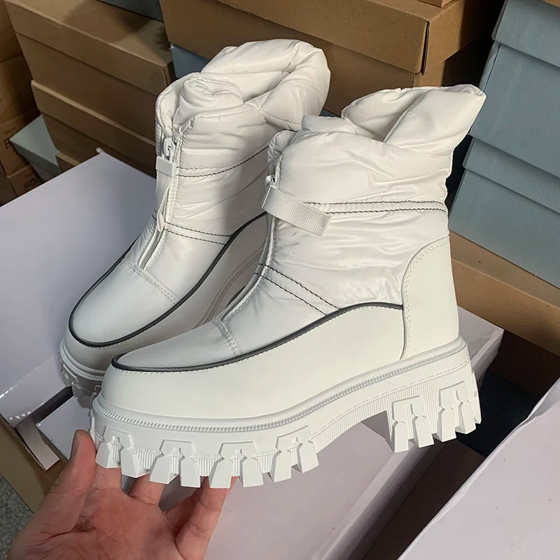 2024 Winter Snow Boots Women Plus Velvet Thickened Cold-resistant Warm Cotton Shoes Waterproof Non-slip Thick Sole