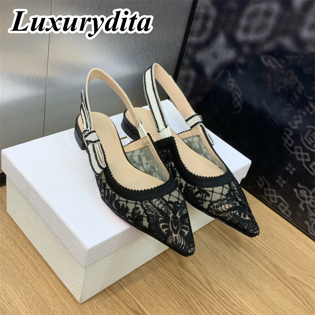 Top Quality Luxury Womens Sandal Casual Lace Flat Fashion Embroidered Muller Shoes Designer Silk Leather Soled High Heel
