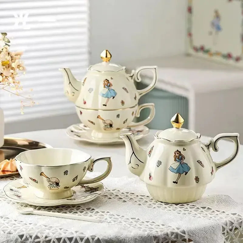 Luxury Ceramic Teapot Gift Box Cup and Pot Girl and Rabbit Ceramic Teapot Coffee Cup Dish Set Birthday Gift  for Tea Lovers