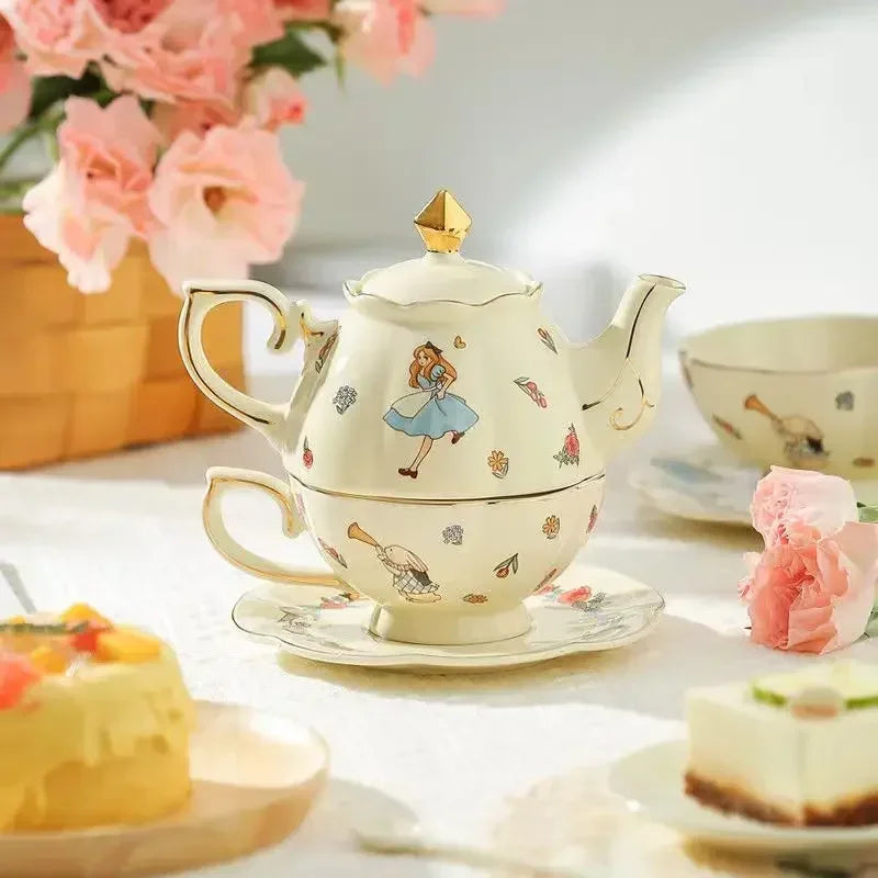 Luxury Ceramic Teapot Gift Box Cup and Pot Girl and Rabbit Ceramic Teapot Coffee Cup Dish Set Birthday Gift  for Tea Lovers