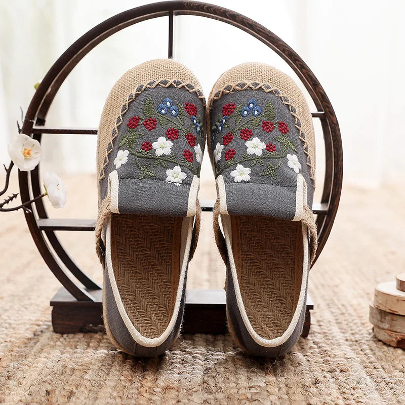 Canvas Shoes Women Linen Retro Bohemian Slip-On Flat Comfortable Loafers Ladies Casual Embroidered Hemp Sole Sneakers