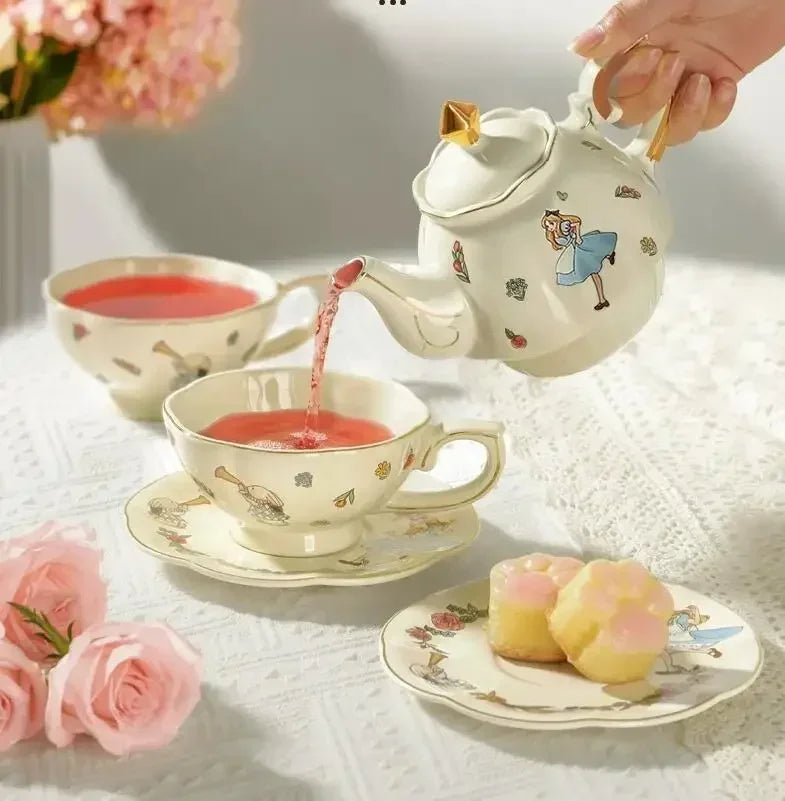 Luxury Ceramic Teapot Gift Box Cup and Pot Girl and Rabbit Ceramic Teapot Coffee Cup Dish Set Birthday Gift  for Tea Lovers